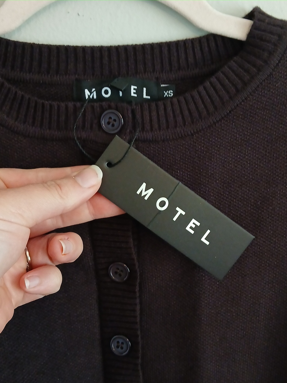 Motel Subra Long Sleeve Ribbed Hem Cardigan in Bitter Chocolate Size XS NWT - Picture 10 of 12